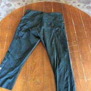 Lululemon crop pants